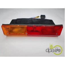 LAMPA DREAPTA SPATE