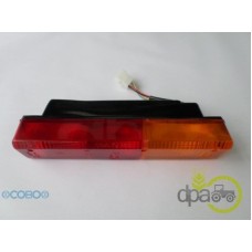 LAMPA DREAPTA SPATE