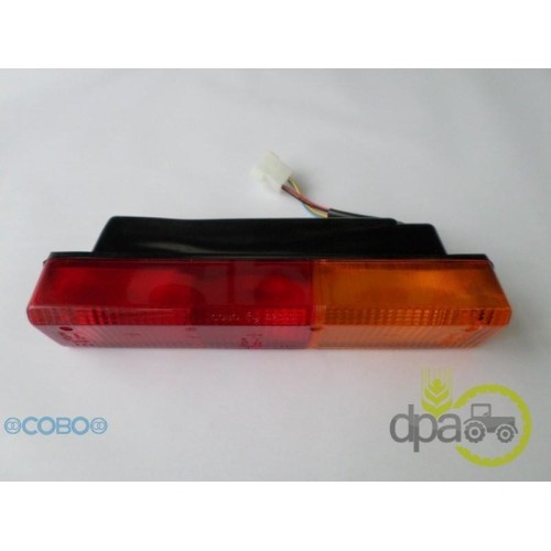 LAMPA DREAPTA SPATE