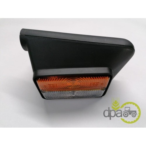 LAMPA SEMNALIZARE DREAPTA FATA